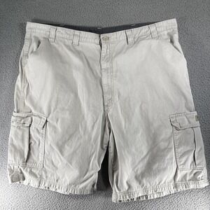 Wrangler Cargo Shorts Men's 44x9.5 Beige Gorpcore Work Outdoors Nature‎ Hiking